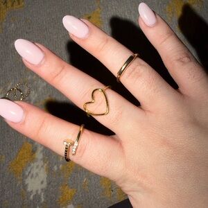 Gold Heart Ring Set